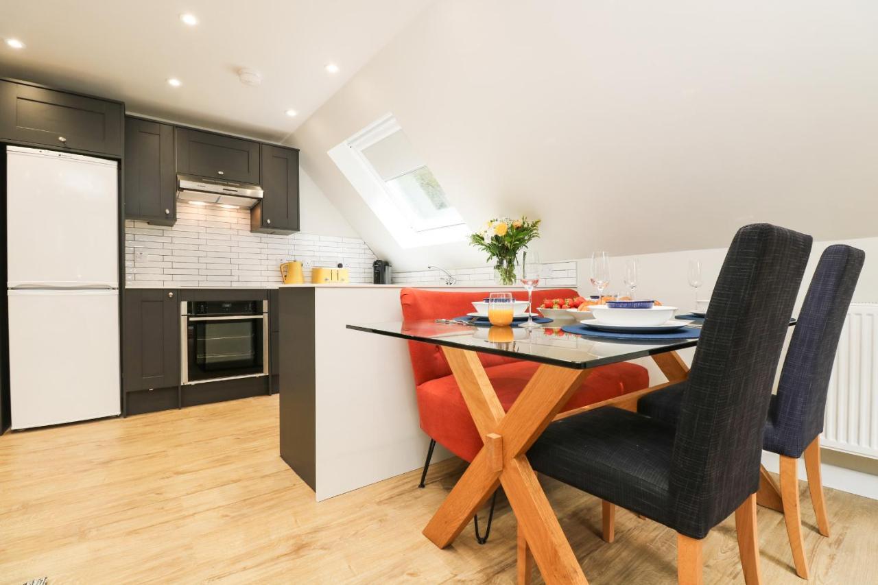 Apartment Robin's Nest At The Shire Camborne